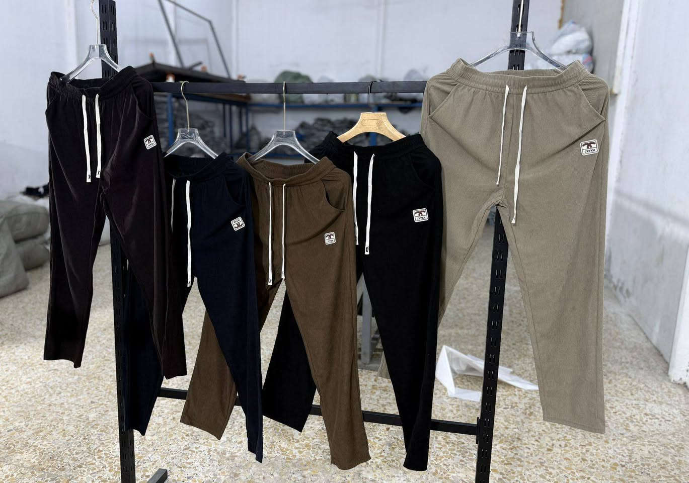 توفرت البجامه الصيني لبست بنطرون  خامه مسنن فوول  قياسات استندر L.XL.XXL.3XL  الدرزن بي 6 الوان سعر الدرزن60 الف يعني القطعه عليك 5 الف


**إذا كنت صاحب هذا الإعلان وتريد حذفه لأي سبب، رجاءا أرسل رسالة إلى الدعم الفني**