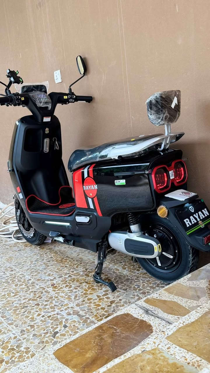 دراجه شحن (RAYAN) للبيع...

المكان موصل ...

المواصفات + التفاصيل...

...( RAYAN) دراجه شحن -

- عدد البطاريات (6 دبل مصطره)..

- السرعه الحقيقيه (85) ...

- قوه الملف ( 2000) حقيقي...

- شاشه تحدد ( العطلات ) ...

- نشرات (خلفيه ) و (اماميه ) ...

٠ - دبل ( اشاره ) ... ١

- نظام البك (R) الرجوع للخلف.

- نظام ال (٣) للوقوف...

- دبلات اماميه (2) هيدروليك دهن...

- دبلات خلفيه ( 2) غاز...

- بريكات امامي وخلفي ( دسك)

- ستاند وسطي...

- ستناند جانبي...

- ستاند ( موبايل ) ...

- مدخل USB... شاحن موبايل

- لد امامي ( زنون ) عالي وناصي الدراجه سريعه وشلعته ( قويه)

السعر ( 300) بي مجال بسيط


**إذا كنت صاحب هذا الإعلان وتريد حذفه لأي سبب، رجاءا أرسل رسالة إلى الدعم الفني**