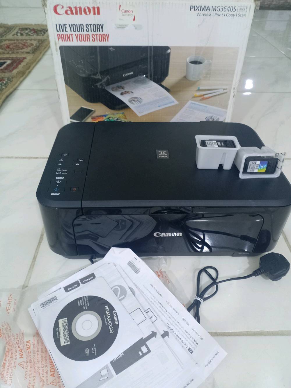طابعه كانون جيل mg3640  (ملاحضه  جديده مامستخدمه)  تسحب ملون +عادي  حبر حقن داخلي نوعيه ممتازه  استنساخه واضح مواصفاته ١٠٠٪  (توصيل داخل جميع  محافضات   5 الاف   سعره ب١٢٥
