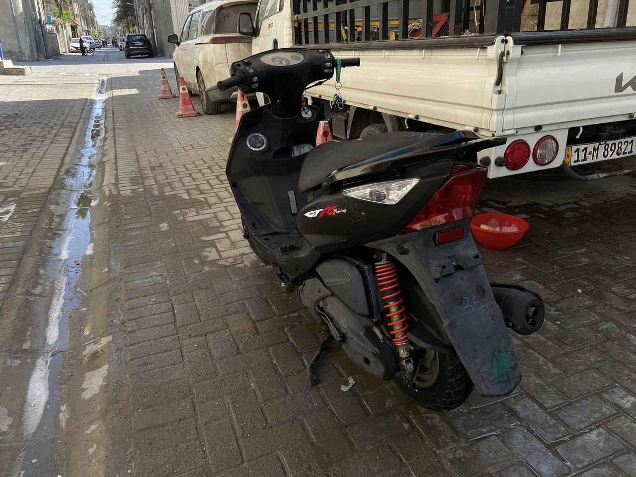 سلام عليكم
دراجة ثعلب جيتي أر 
الدراجة صارلها سبوع من نازله من الرمبه 
و الدراجة كلش نضيفه 
و اني متوازي عله بيعته لن محتاج 
للاستفسار على الرقم 
*********** واتساب فقط
