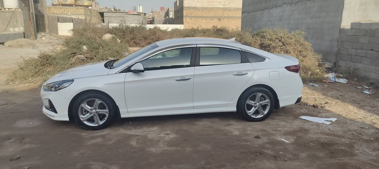 السياره موديل 21اصل تحويل ثاني يوم
السياره فول مواصفات من عده الفتحه 
تدفئه تبريد كشنات 
تحديد مسار 
تثبيت السرعه 
رادار امامي 
رادار خلفي 
كامره خلفيه 
اشاره في المرايه 
راداد في الامرايه 
كشنات كهرباء 
كشنات جلد اسود 
هواي مواصفات 
السياره كفاله من الحادث وما بيها اي ضرر 
بيها اماكن تكحيل فقط 
كير ومكينه كفاله 
السياره موجوده بل بصره
الشراي فقط يتصل :***********
