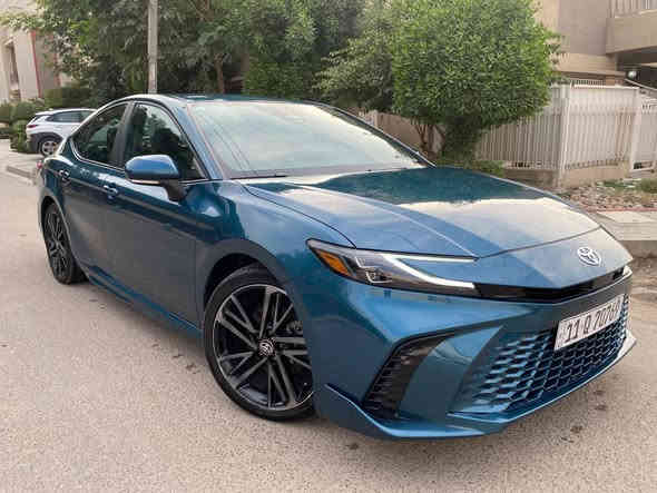 السلام عليكم
كامري XSE 2025 هايبرد فول عدا البنوراما
السياره جاهزه مرقم بغداد باسمي
محرك 2500 هايبرد
مواصفات الXSE معروفه 
لايت بك لايت لد شاحن وايرليس شاشه اكبر حجم كشنات جلد كهرباء رادارت امامي خلفي وضعيات قياده... الخ
بدون دواخل بدون شاصي بدون ايرباك
ماشيه 23 الف دخول جديد
لونها مميز فيروزي
مكانها اليرموك
السعر 225 $ ويوجد ثلاث سيارات أيضا كامري عدد 2 وكراون  للمعلومات الاتصال *********** // ***********
