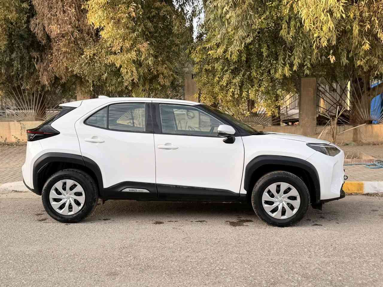 السلام عليكم يارس كروس هايبرد موديل 2023 رقم بغداد بااسمي ضررها البنيد مصبوغ وجاملغ بارد السياره جديدة بمعنى الكلمه مواصفات تحكمات ستيرن كأمره شاشه رادر اوتو هولد أنظمة قيادة وهواي مواصفات 
السعر ب133$ وبيها مجال 
رقم الهاتف ***********
