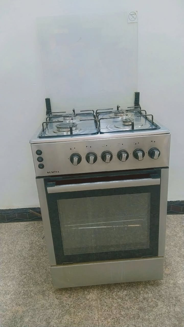 طباخ جديد استخدم يوم فقط لبيع حله


**إذا كنت صاحب هذا الإعلان وتريد حذفه لأي سبب، رجاءا أرسل رسالة إلى الدعم الفني**