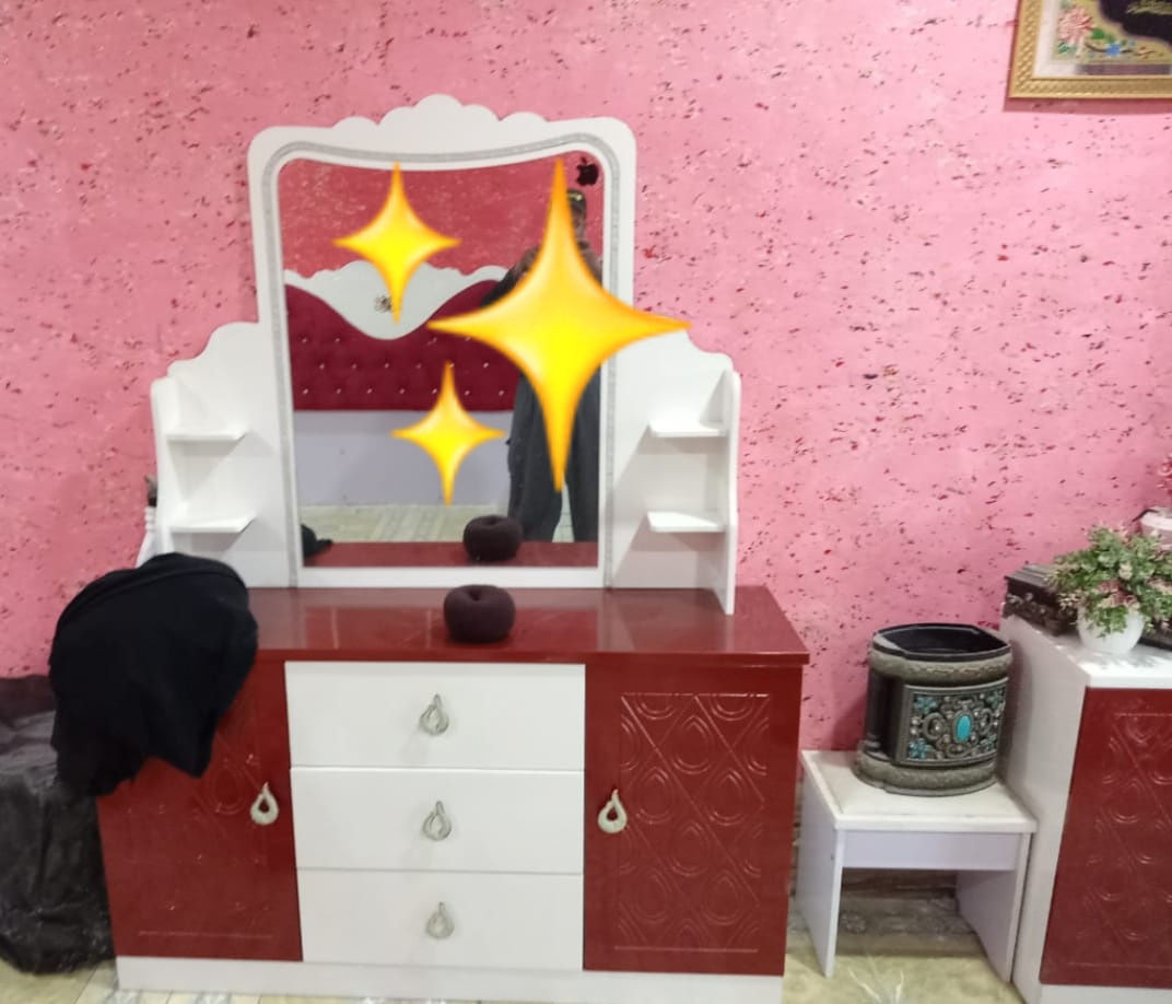 غرفة نوم تركي 8 قطع السعر خاص للاستفسار الاتصال على الرقم ***********
