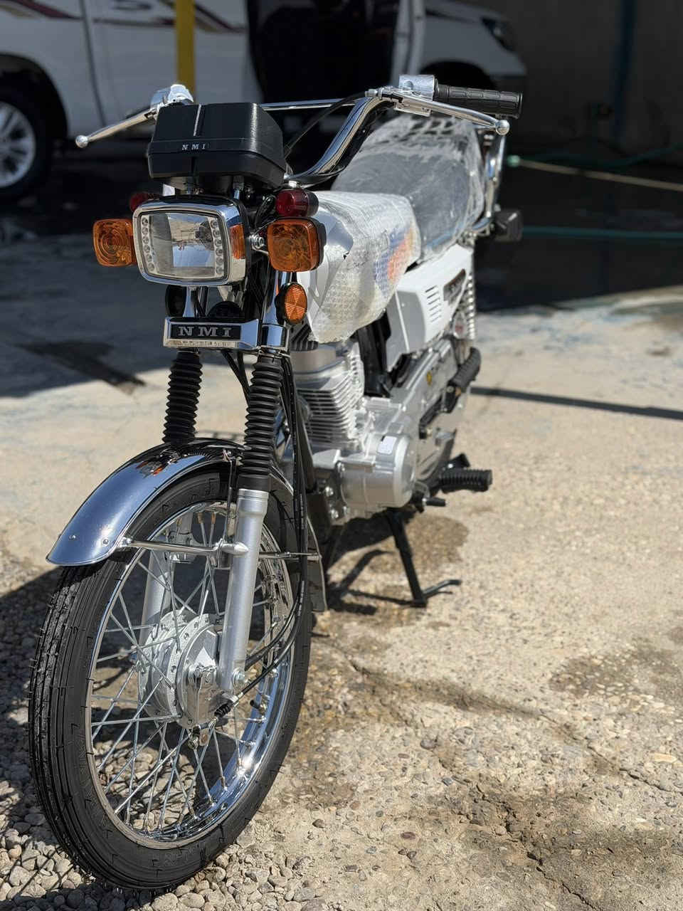 سلام عليكم
نامه شلامجه للبيع 
تعميره 26 دراجه مخزونه ماطالعه 
اوراق سكنر 
السعر 1150وبيها مجال لشراي 
المكان سماوه قضاء الرميثه 
***********تصال علرقم
