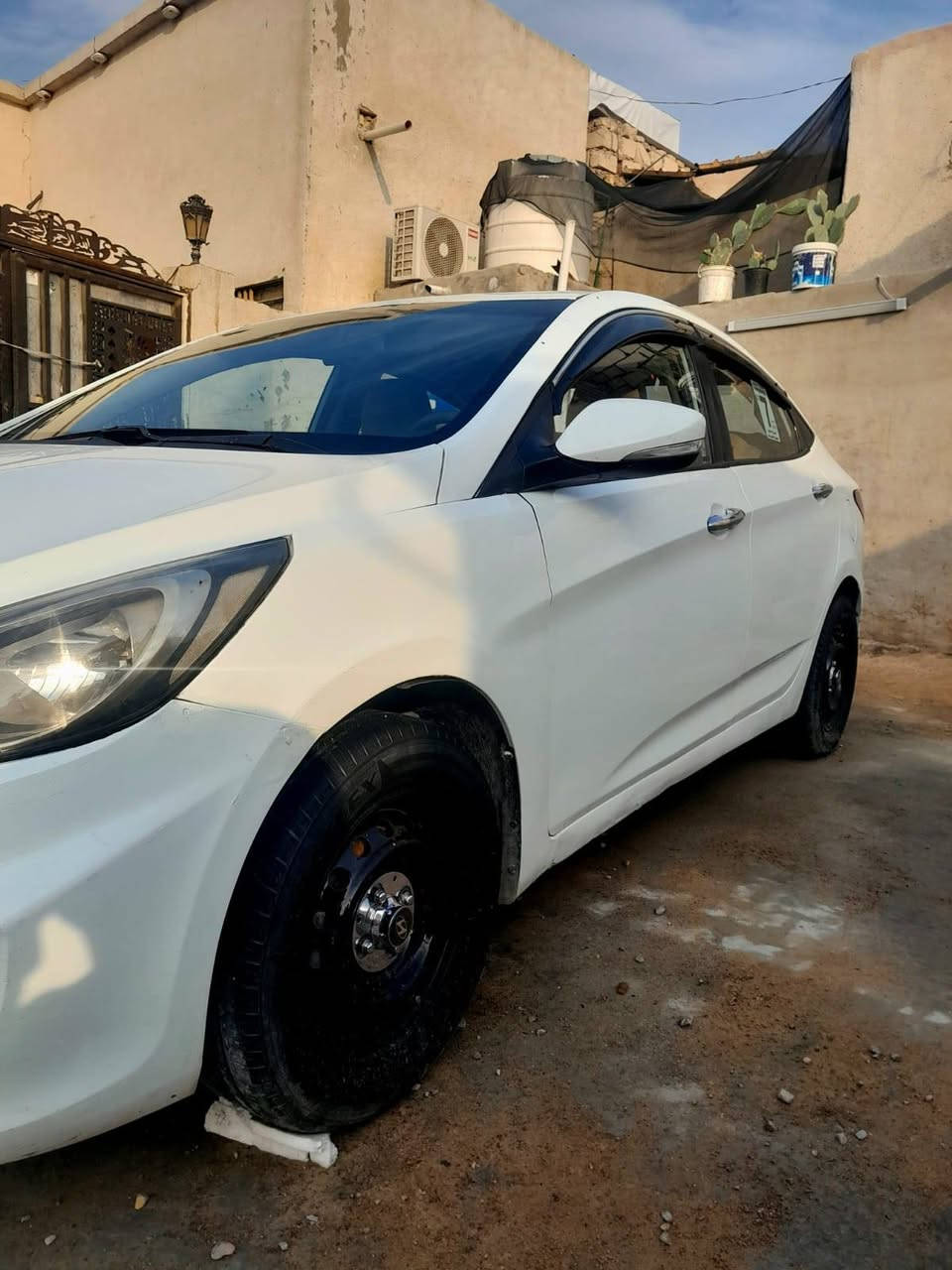 موديل 14محرك 1600خليجي بيه رشات صبق مال شخوط تحكم ستيرن تخم تاير جديده حداديه جديده كهربائية جديده  بسمي سنويه 30تريد مداو تريد وكاله بيع مستعجل 77بيه مجال حك الحيه
***********
