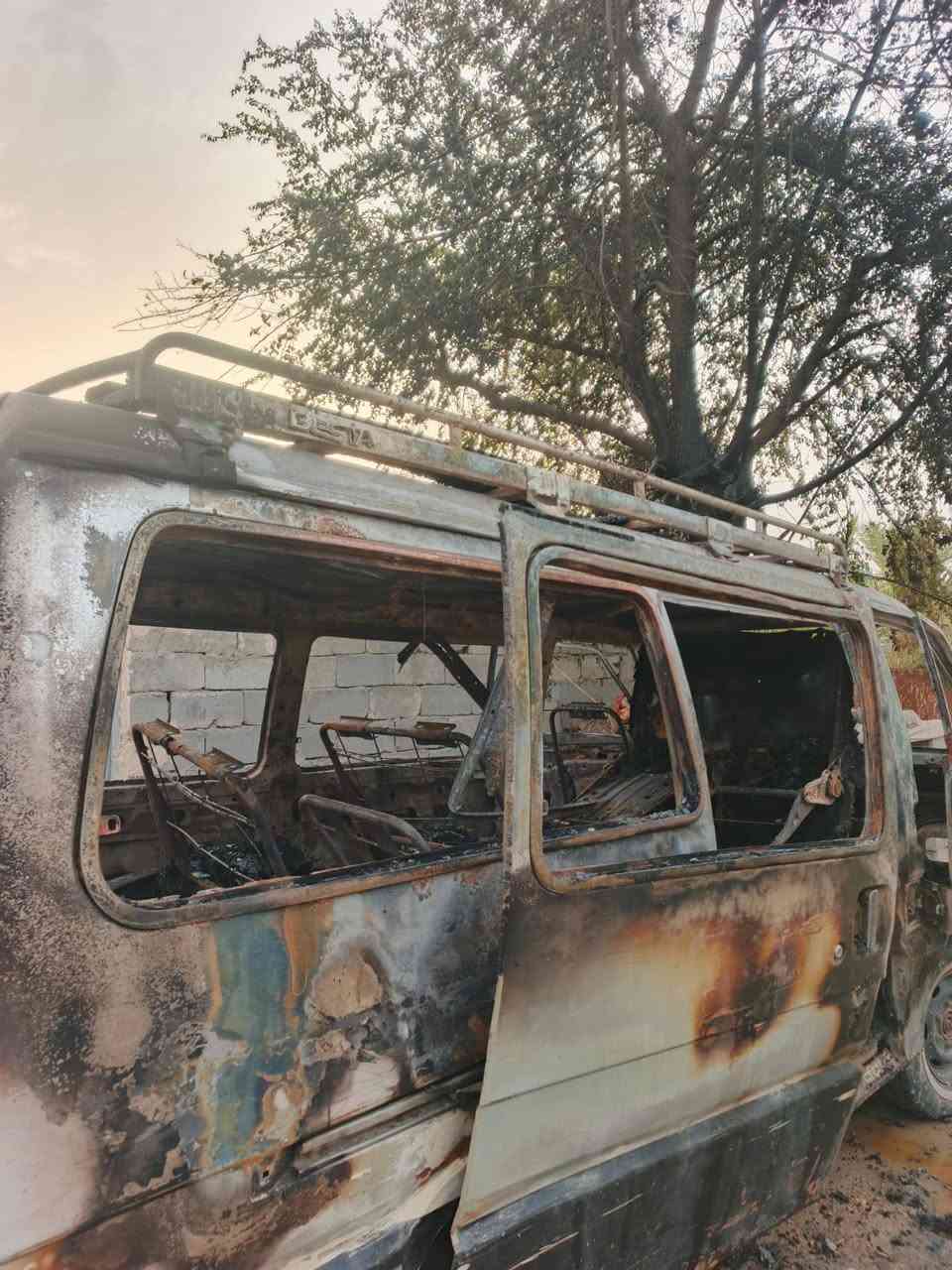 كيه بسته للبيع محرك وكير واكسن ورقم بغداد الماني بسمي امصفره  سنويه جديده امصفره 15ورقه المكان بغداد الطيفيه ***********///***********
