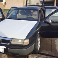 اوبل فكترا • اسود كحلي • ٢٠٠٠