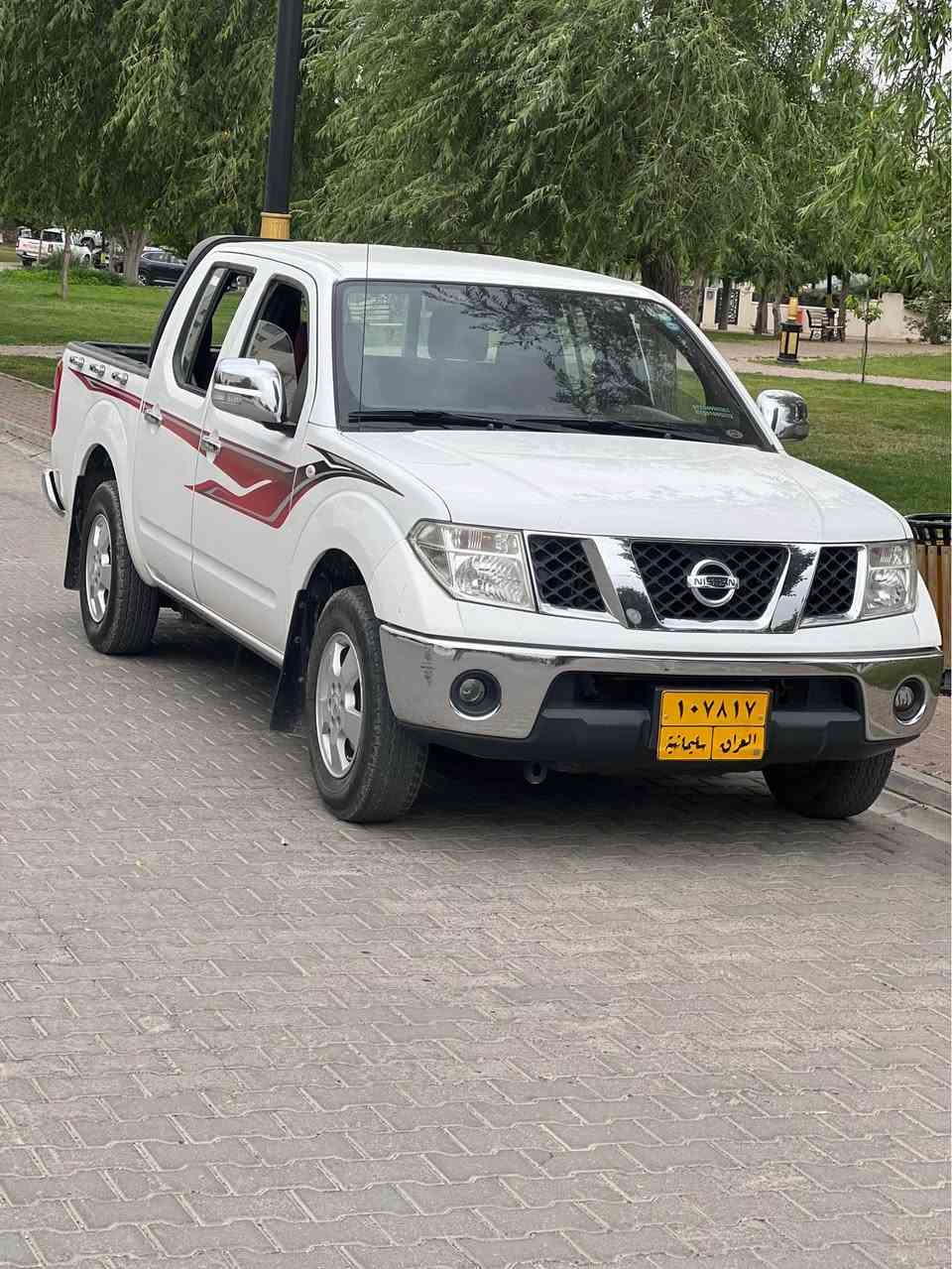 نيسان ناڤارا موديل ٢٠١٣ زور پاك و خاونه مه كينه نه كراوه بي ده عمعه *********** السليمانية, العراق
