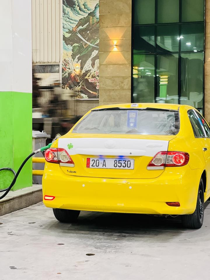 كورلا 2010 محدث 2013 للبيع مكانه بغداد رقمهة ديالى مشروع وطني ***********
