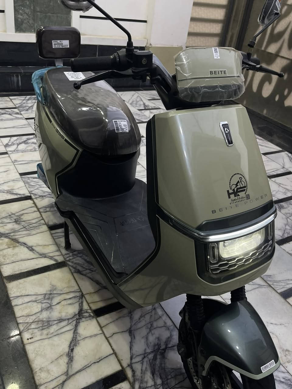 السلام عليكم 
دراجه بيتي شحن نظافه 100% 
6بطاريات  
3 سرعات 63 حقيقي
 
استعمال كلش قليل
بصمه وسويج 
مكاني بغداد

‭0773 754 4991‬
