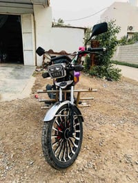 بسم الله الرحمن الرحيم السلام عليكم ورحمة الله وبركاتة دراجه للبيع الن...