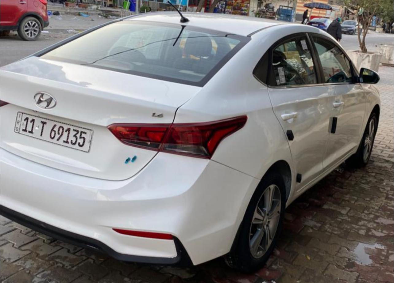 السلام عليكم اكسنت 2019 خليجيه فول مواصفات بيه قطعتين صبغ وباردات بسيطه السياره نضيفه كير مكينه مكفول تخم تاير جديد مكاني بغداد المشتل غير متواجد على الفيس 
***********
