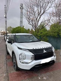 اوتلاندر ٢٠٢٣ • ٨٩٠٠٠ كم • بلاك اديشن