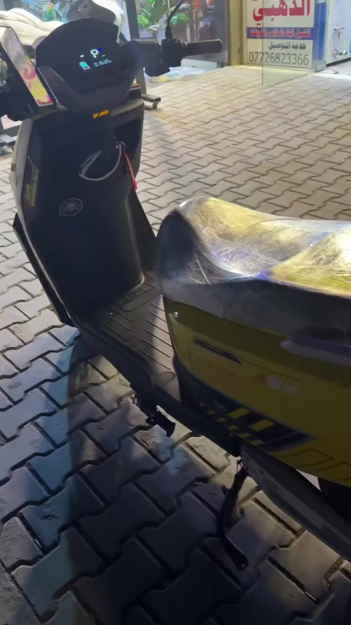 السلام عليكم
دراجه شحن للبيع
موديل 2025
6 باتري
نضامين تشغيل سويج وبصمه
وبيهه قفل نضام سرقه
سرعتهه60
وشادلهه سستم صوت
السعر 700 وبيهه مجال
عنواني بغداد مجمع بسمايه
للاستفسار ***********
