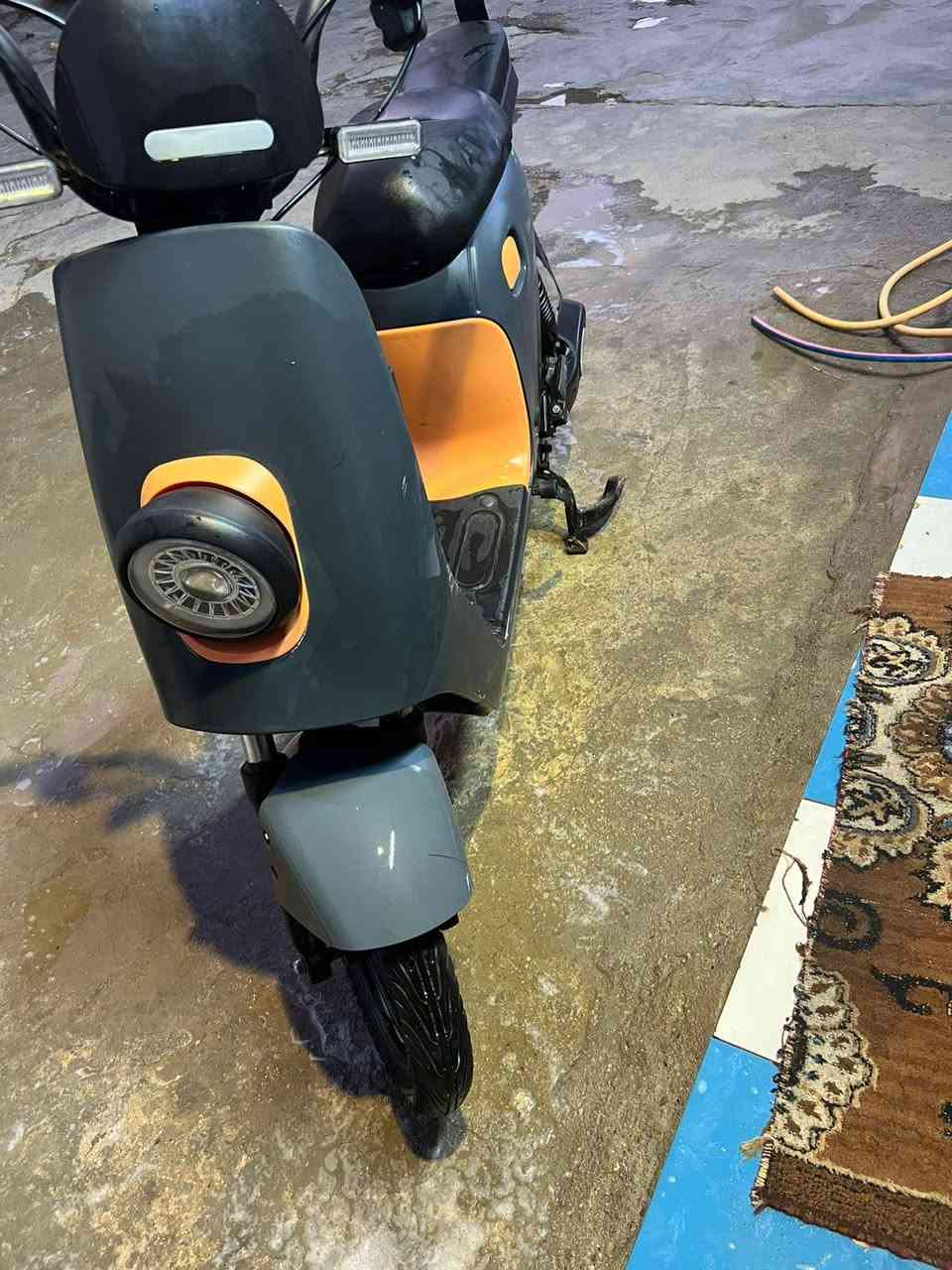 سلام عليكم
دراجه شحن البيع  جديده ماصالها هواي من طالعه الوكيل 
سعرها 200وبيها مجال الاشراي  رجان لاموشراي لايعلق ولايراسل الاستفسار على رقم راعيها  
مكان عماره 
حي الزهراء   ‎0772 364 9596  رقم راعيها 
مكلف بلنشر
