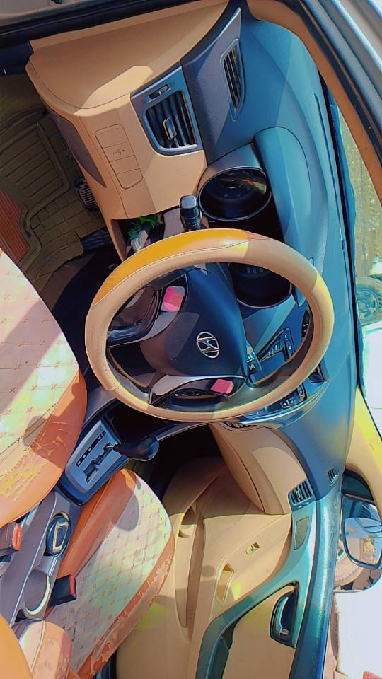 السلام عليكم الانترا 12خليجي مكينه وكير خير من الله رقم اربيل ساقطه السنويه بأسم شركه تريد تحويل تريد وكاله ثاني يوم صدر امامي خلفي جديد ايكو تقليل صرف الوقود تحكم بل استيرن  بيه قطعتين تبديل جاملغ امامي جهت الراكب وباب السايق بدون ضرر داخلي بجم محدث 16 السعر 85 وبيها مجال حك الجيه  *********** مكاني واسط الصويره
