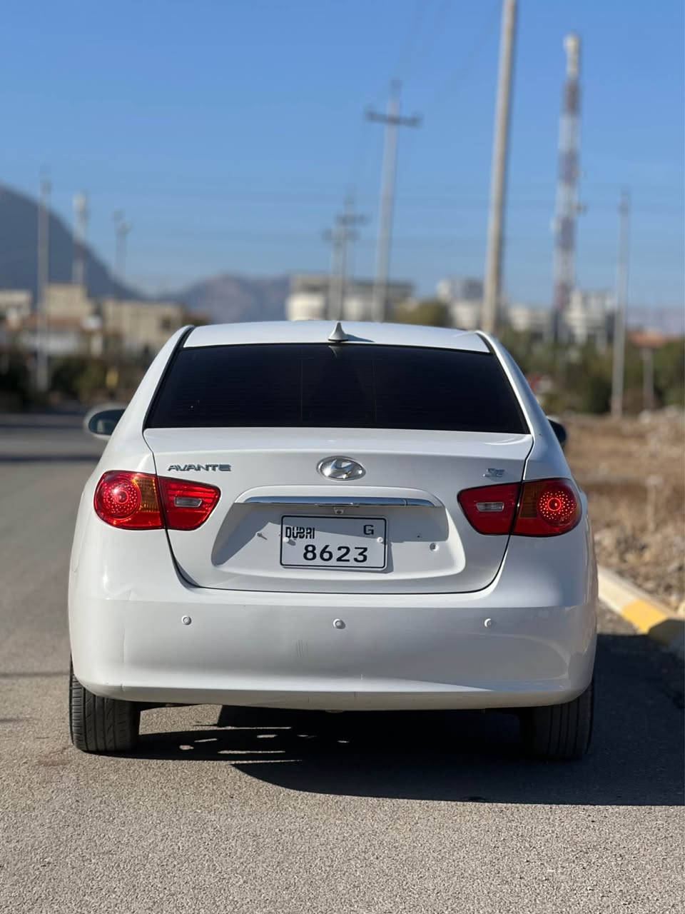 ماشاالڵە لە مالی هەموو لەیک ئاڤانتی بؤ فرؤشتن
گیر و مەکینە و تەبرید ساردو گەرم بە شەرت 
حیزام بؤیاخ کراوە بؤ جوانی پیشو پشتی کەپسە بی لیدران
مؤدیل2007 ناو زەردە فوول فوولە بەس سلاید نیە 
سەیارەکە زؤر خاوین ماوەتەوە مالی دؤست
0750 359 9362 رانية, السليمانية
