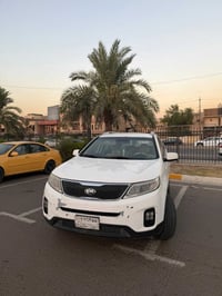 سورنتو 14 خليجي 4سلندر بيها مكانات صبغ ابيع عام السعر110وبيها مجال الت...
