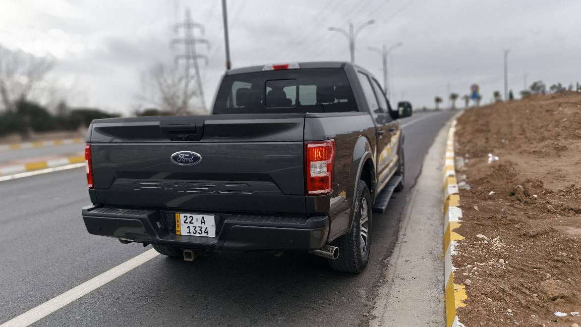 Ford f150 2020
‎
‎مواسەفات XLT
‎
‎ڕەنگی نەوتی
‎
‎ ١١٠ هەزار ڕۆشتووە 
‎
‎مەکینە ٨ بستۆنی بێ تۆربۆی مەرغوب
‎
‎٢ پارچەی بۆیاخە
‎
‎بۆدی کورتی دەرگا گەورەی مەرغوب
‎
‎حاسە و کامێرا و رادار و شاشە گەورە و سڵایدی دواوە و کوشن هیتەر و کوشن کارەبایی و سکلێتەر کارەبایی و برێک بەسمە و گێڕ لە عەرز و دەبڵ گێڕ
‎
‎گێڕ و مەکینە و تەحویل و غرامە بەشەرت
‎
                     نرخی ٢٢٥ گەڵا و معامەله
‎
‎0770 072 9195 
‎
‎
‎
‎
‎
‎
‎
‎
‎
‎
‎********************
‎ السليمانية, العراق
