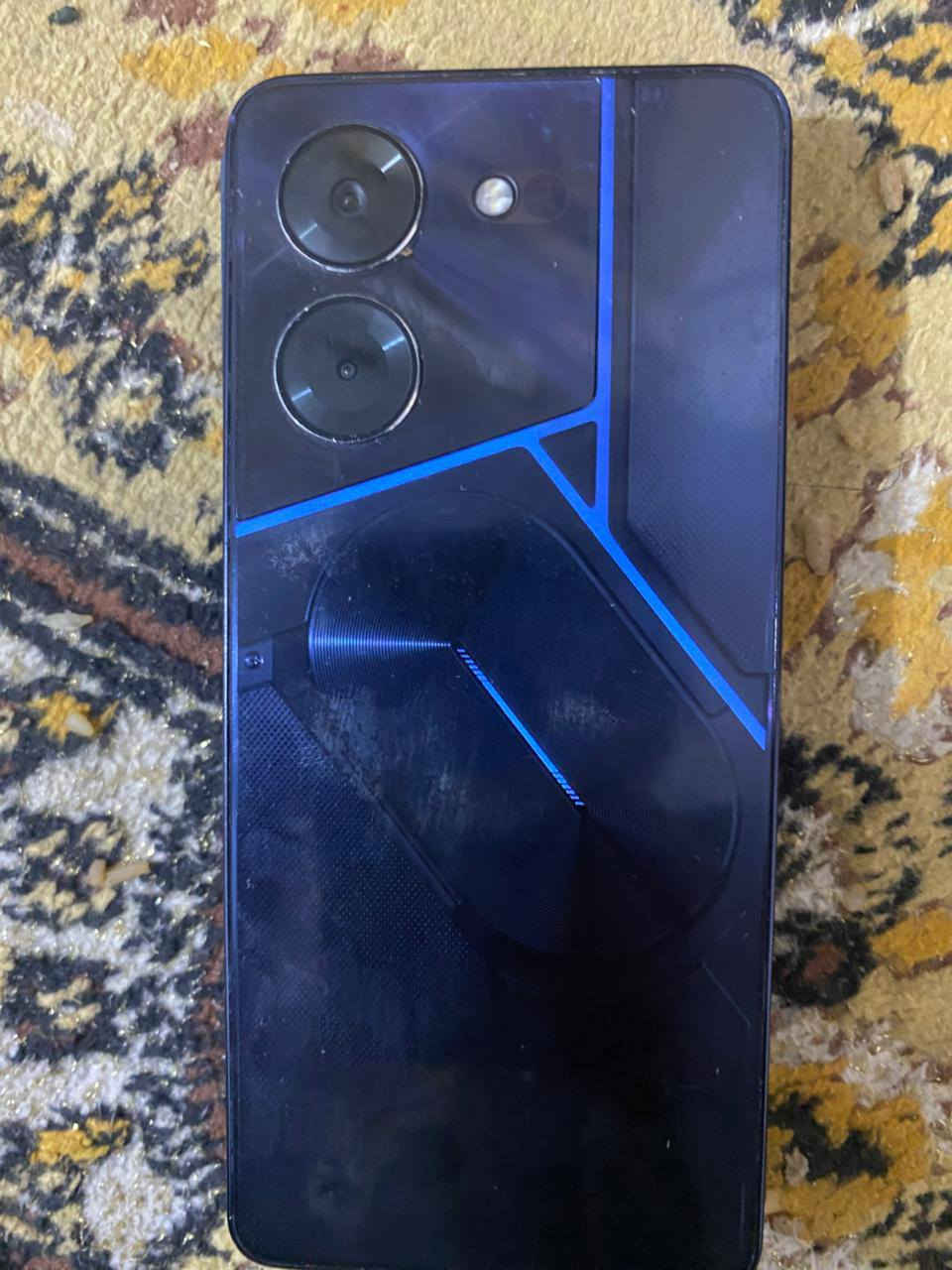 للبيع موبايل TECNO POVA 5 Pro 5G
نسخة قوية للألعاب والاستخدام اليومي
المعالج Dimensity 6080
رام قوية ومساحة 256GB
يدعم 5G
شاشة FHD+ 120Hz حجم كبير وواضحة
بطارية 5000mAh
شحن سريع 68W
كامرة خلفية 50MP
يشغل ببجي علا واعلى والألعاب الثقيلة بشكل ممتاز
بي إضاءات وتصميم Gamer حلو

الموبايل بيه فطر بالشاشة مثل الصور لكن الاستخدام طبيعي والشاشة شغالة
للبيع او مراوس كلش جهاز حلو وسلس


**إذا كنت صاحب هذا الإعلان وتريد حذفه لأي سبب، رجاءا أرسل رسالة إلى الدعم الفني**