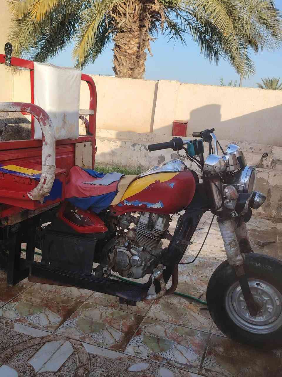 سلام عليكم شباب
ستوته دايون لل بيع مكينه نضيفه بس كاور بيه  مبدل  
شاصي نضيف ستوته كعدته كعدت جمره كامله مابيه نقص 
باقي تفاصيل عله هاذه رقم ***********
