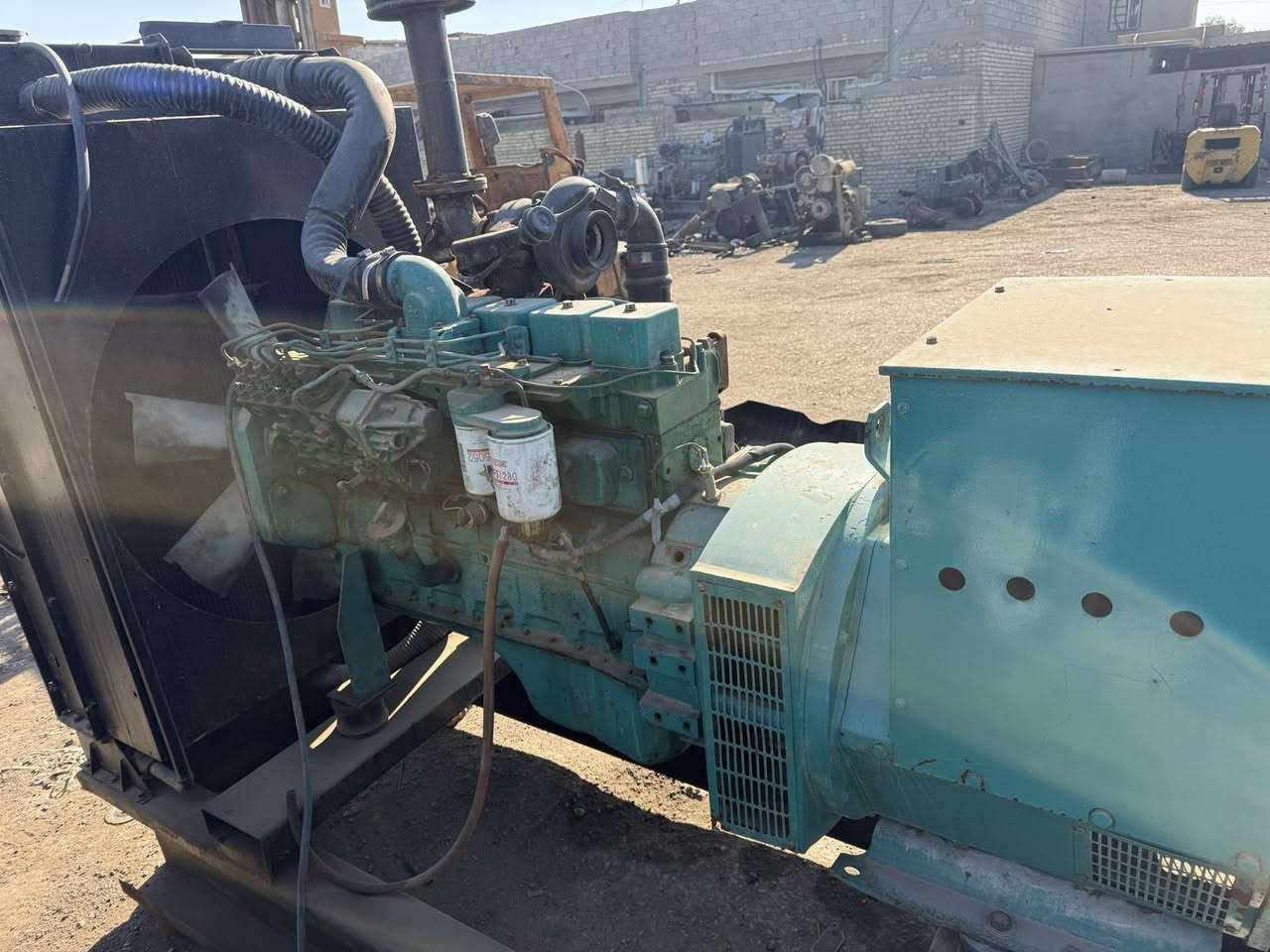 للبيع مولدة نوع كمنز حجم 102 
100كيفي  لاصرف ولابخار السعر 33 ورقة العنوان بغداد المعامل 
***********
***********
