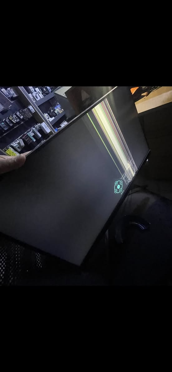 للبيع قطع غيار (سكراب) شاشة Samsung
Odyssey G3الاير
> التفاصيل:
> للبيع شاشة سامسونج أوديسي G3 غنية عن التعريف, الشاشة تعرضت لكسر داخلي في البانل (اللدات) كما موضح بالصور.
باقي أجزاء الشاشة سليمة 100% وشغالة:
> * اللوحة الأم (Mainboard): سليمة تماماً وتعمل بدون
مشاكل.
> * القاعدة (Stand): القاعدة الأصلية الاحترافية (تتحرك بكل
الاتجاهات: صعود، نزول، دوران) وبحالة الوكالة.
> * المحول والأسلاك (Power Adapter): الأصلي وشغال.
> * الهيكل الخارجي: نظيف جداً وبدون خدوش.
> المكان: [اكتب منطقتك هنا، مثلاً: الموصل / نينوى]
> السعر: [70الف] (و في مجال)
> للمهتمين أو أصحاب المحلات، يرجى التواصل على الخاص.
رقم ***********
او على خاص
