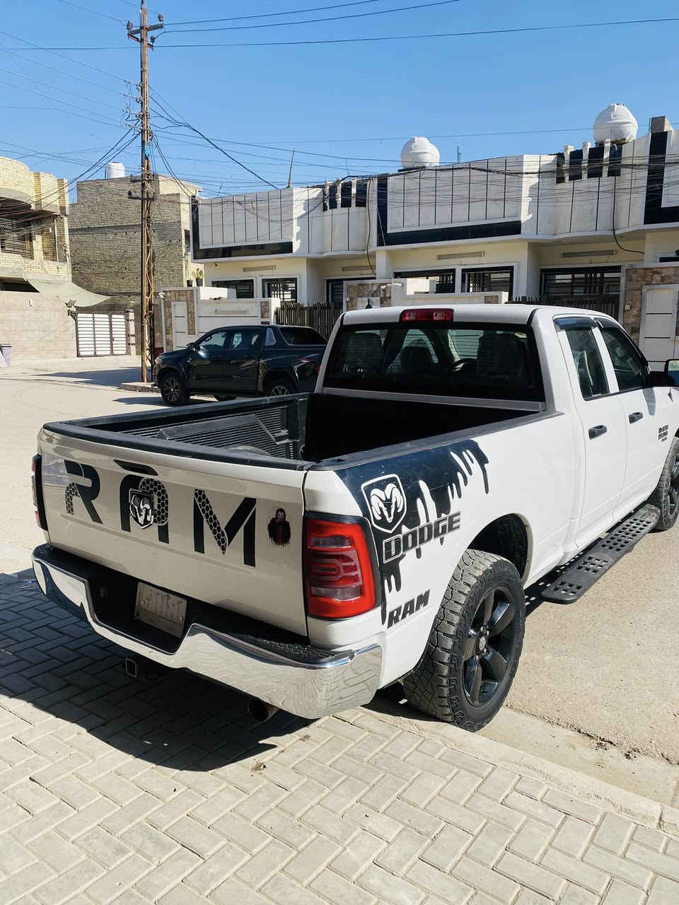 السلام عليكم دوج رام موديل 2020"حدثها مرفق بل منشور السياره جاهزه و خير من الله  السياره جاهزه و جديده رقم بغداد بسمي تحويل ثاني يوم 
تخم تاير جبلي ويل مكسيكي شركت رام كير ماوس شاشه كامره 
مكان السياره بغداد رقم الهاتف ***********

