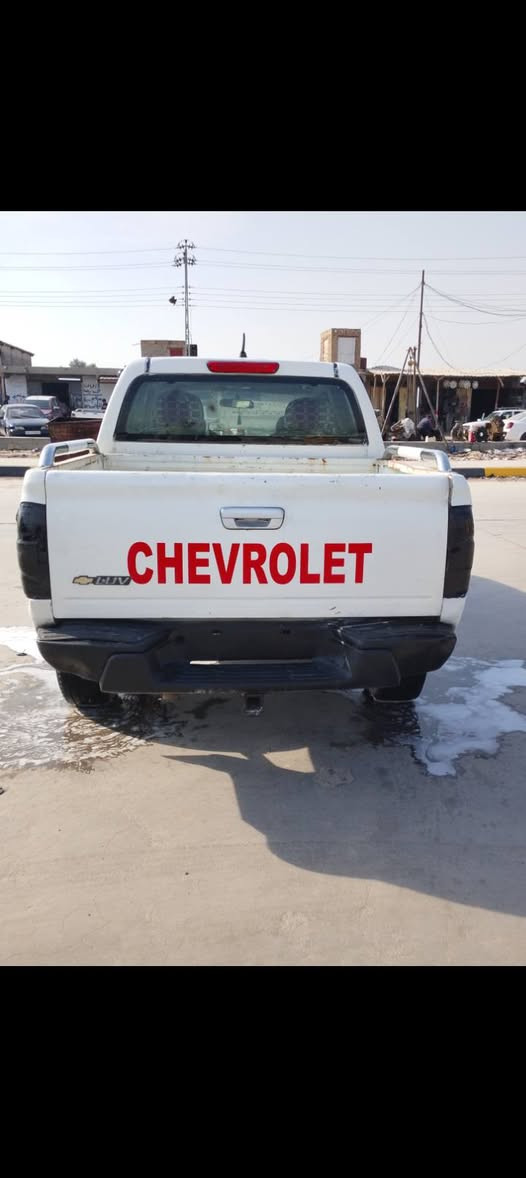 للبيع شوفر ليت لوف موديل 2005 مزاد وزاره الداخليه مكينه وكير فيفتي سياره جاهزة مابيه كل نقص سعره 45ورقه وبيه مجال مكان ناصريه الرفاعي ***********
