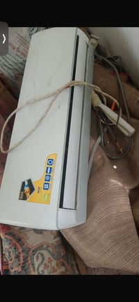 سبلت اوكس طن ونص مستمعل ٤ اشهر فقط نظيف كلش وغراضه كلها كامله وموجوده ...