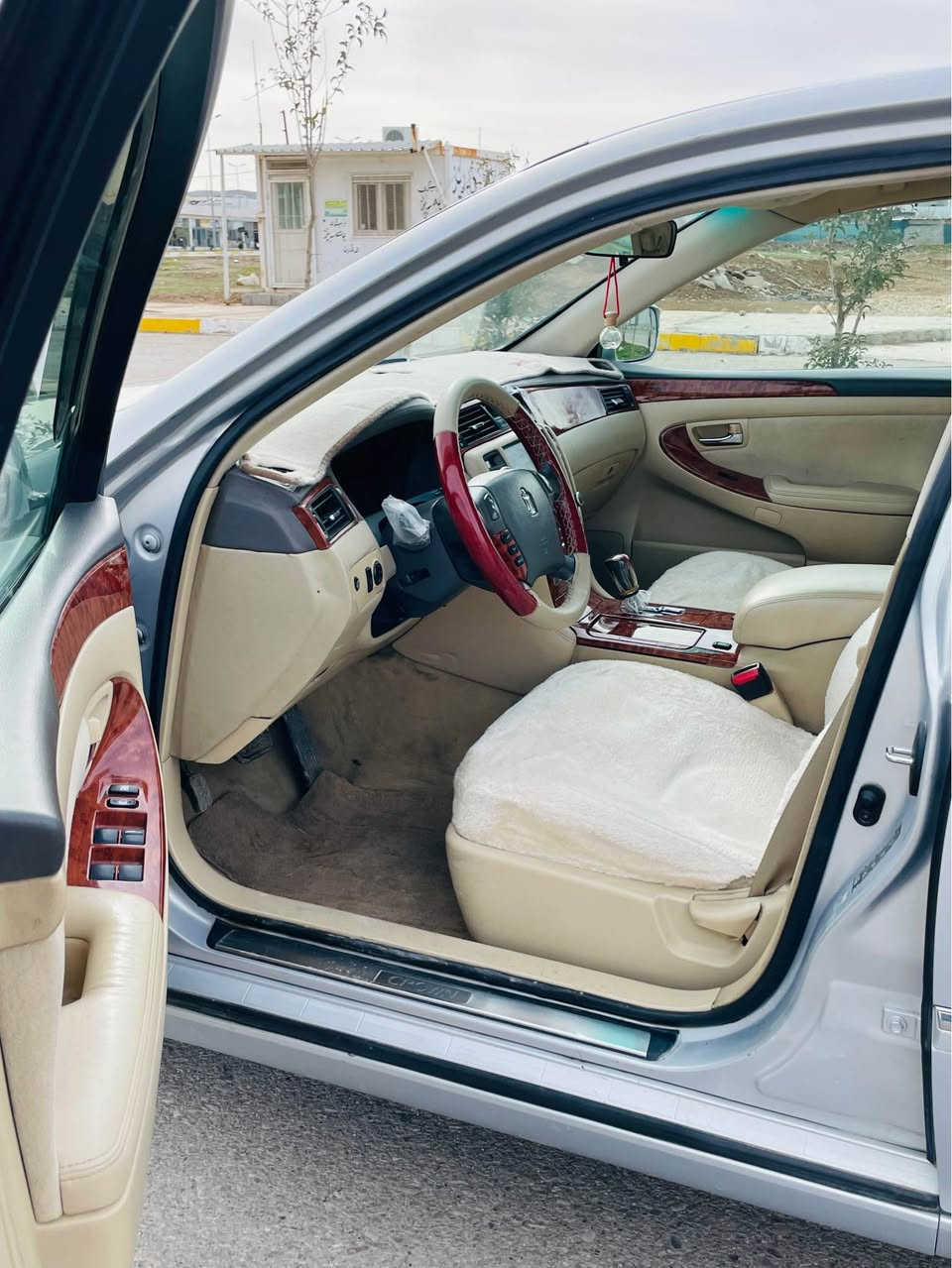 شاهینە 2007بڕاوە رەقەم یەک 
شتی تایبەتوو نموونە
مەکینە 180 گیڕگەورە  کامل بەشەرت
دوو دوگمە ناوزەرد بەسمە رەساسی
کامل مەسرەف کراو مالی دۆست 
دەعامی بۆ دەعامی بەشەرت نموونەیە
بی چالوو شوخت هەموو شوینەکانی بە پۆلا چاکراوەتەوە سەیارەی مەعرەز نیە رەقەم یەک پاکە 
یەک دیناری مەسرەفی نیە کامل جایز مەسرەف کراو
سعر
50$گەلا
شوین  چمچمال
ژ.م    ***********
*********** شمشمل, السليمانية
