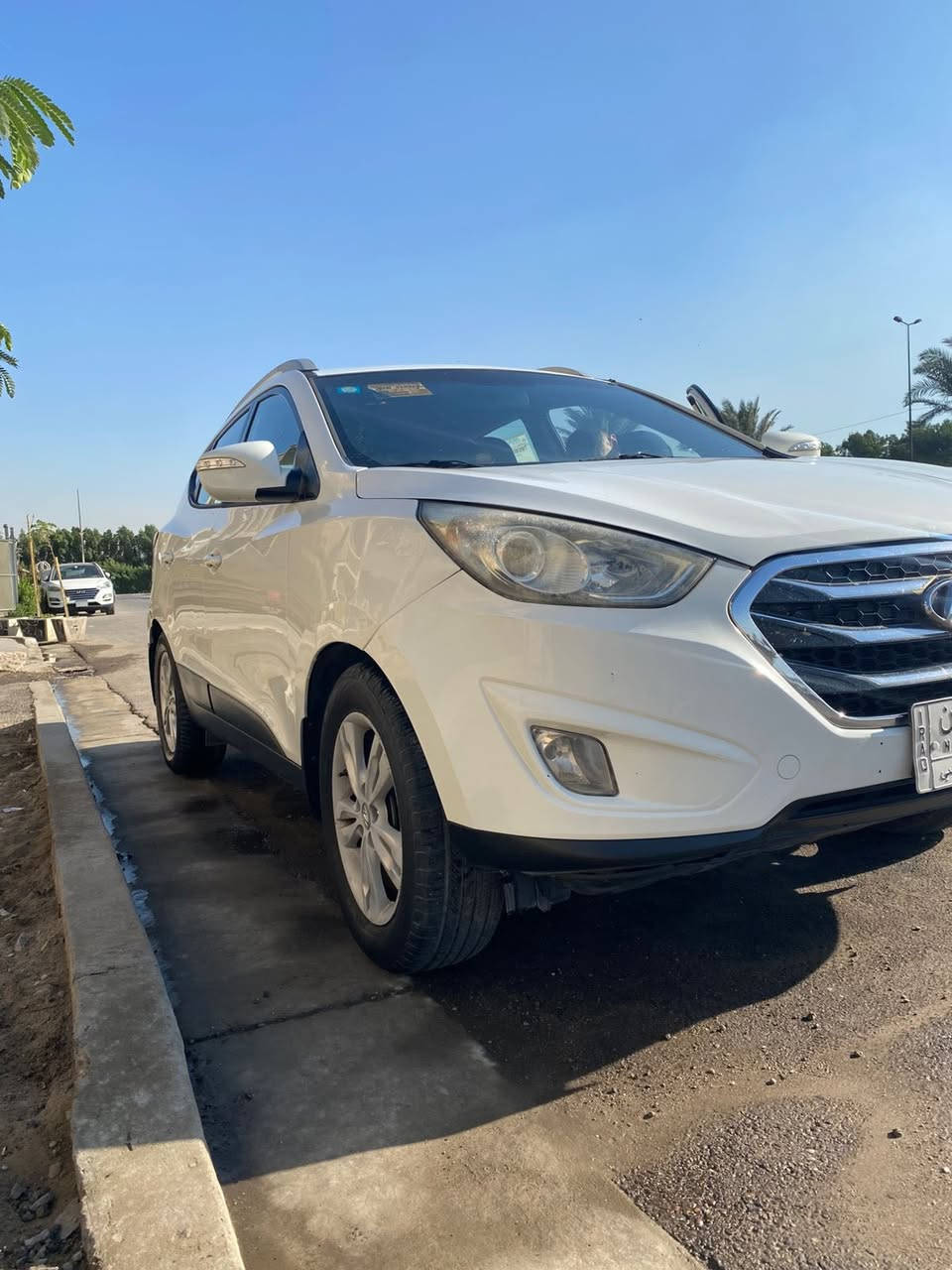 توسان 12 خليجي شباك 15 تحكم استيرن اشاير بالمري كامره خلفيه دواره كاعيه جلد اصلي ماشيه 220 بيه قطع صبغ بدون دواخل كير+ مكينة بحاله جيدة رقم بغداد مشروع وطني السيارة حلوه ترايك وين متحب السعر المطلوب 127وبيه مجال مكان السياره بغداد الجديدة ***********
