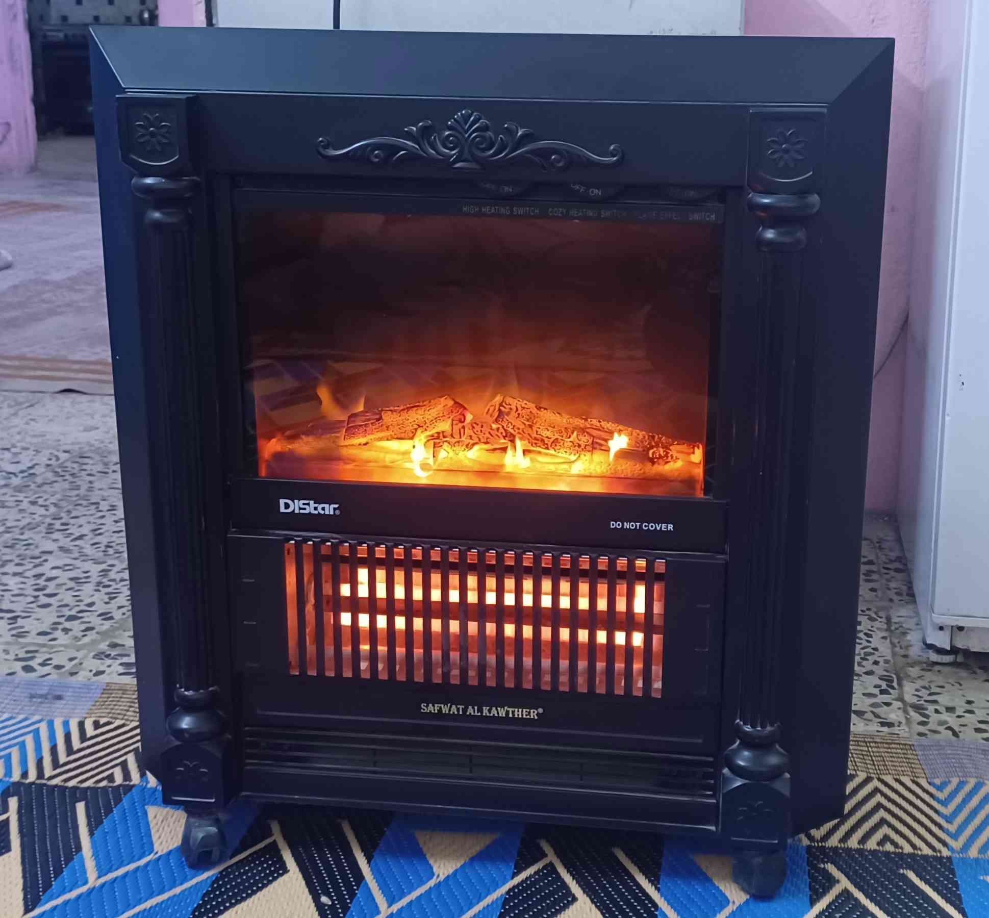 السلام عليكم مدفئه كهربائية شركة  ستار 2000 واط  السعر 125 للاستفسار او الاتصال على م(***********)

