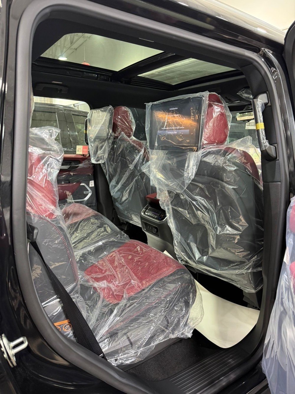 * باترول بلاتينيوم زيرو 2026 بغداد اسود تنفس طبيعي ضمان السور 
* ⁠سعد العبيدي (***********)
* ⁠شركة ذرى الخليج بغداد النهضة الشارع الثاني 
* ⁠نيسان بترول موديل 2026 اسود 
* ⁠السعر (114 مليون) رقم بغداد 
* ⁠العداد (زيرو) ضمان شركة السور
* ⁠المحرك 6 سلندر (3800 cc) 
* الكراسي الامامية مساج 
* ⁠دفع رباعي (4 * 4) فور ويل 
* تشغيل عن بعد شاحن وايرليس
* ⁠رادار امامي تحديد مسار قيادة ذاتية 
* ⁠ رادار جانبي (نقطة عمياء)
* ⁠عرض على الزجاج (داتا شو)
* ⁠ستيرن كهرباء شفتات ستيرن
* ⁠بصمة تشغيل بصمة ابواب 
* ⁠فتحة سقف (بانوراما) ثلاجة وسطية
* ⁠كامرات محيطية عدد (5) 
* ⁠داخل جلد احمر واسود 
* ⁠كراسي الأمامية كهرباء 
* ⁠الكراسي الامامية تبريد وتدفئة 
* ⁠كرسي السائق *ميموري* ذاكرة 
* ⁠كراسي 8 راكب كهرباء
* ⁠الكراسي الوسطية كهرباء
* ⁠جنطة كهرباء ثلاجة وسطية 
* ⁠مقاعد 8 راكب مري طي كهرباء
* ⁠حساس امامي خلفي 
* ⁠ويل كب قياس (20 انج)
* ⁠شاشة امامية كبيرة متصلة
* ⁠شاشات خلفية عدد (2)
* ⁠السعر (114 - مليون) رقم بغداد ضمان 
* ⁠شركة ذرى الخليج بغداد النهضة الشارع الثاني 
* ⁠متوفر نظام البيع المباشر والاستبدال (مراوس)
* ⁠سعد العبيدي (***********)