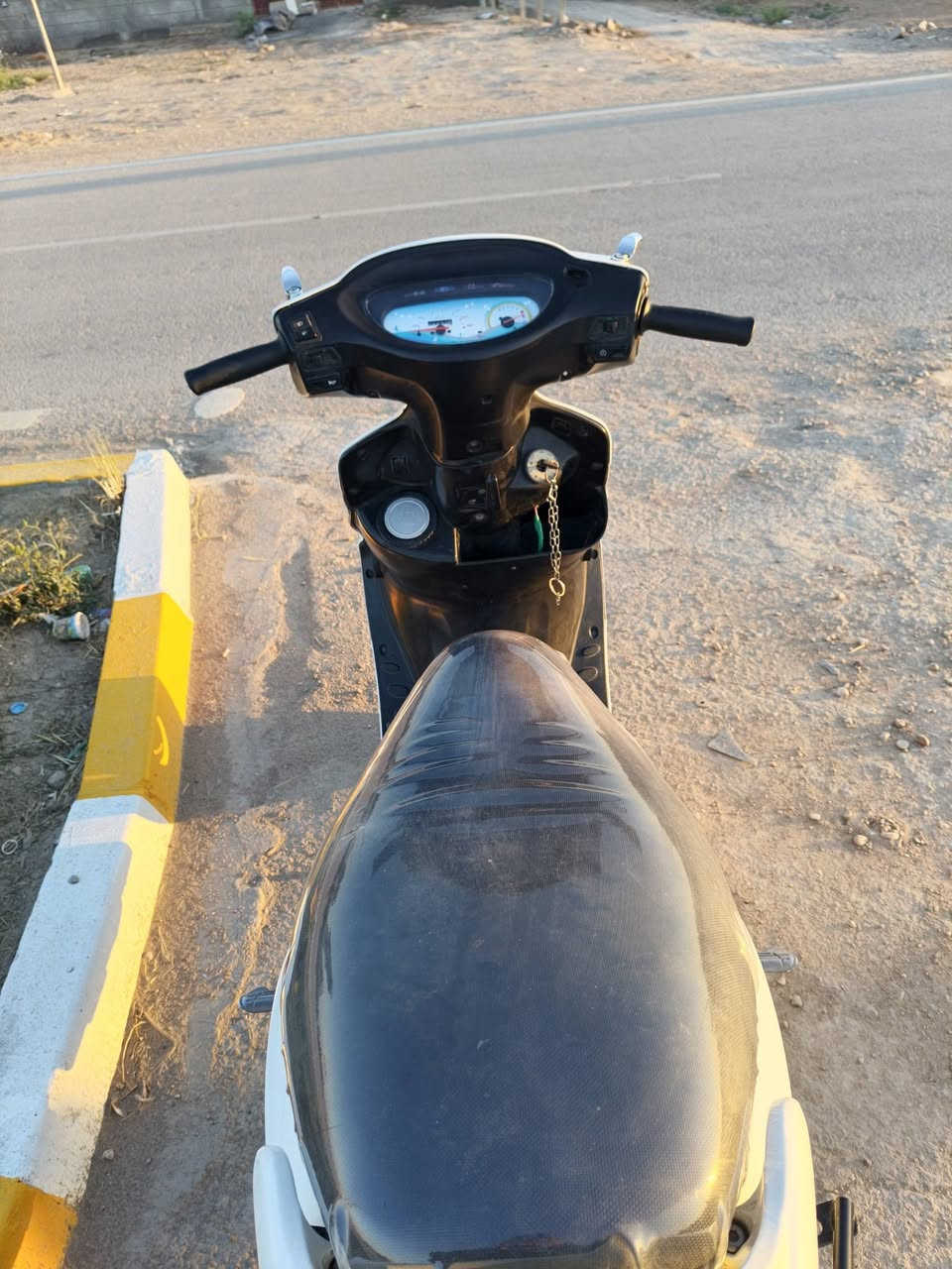 دراجه كامكو للبيع موديل 15كفاله عامه 
نقد او اقصاد   ***********
