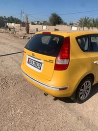 النترا تورنج موديل 2011 رقم ديالى محرك 2000 السعر 75 وبيهه مجال 077655...