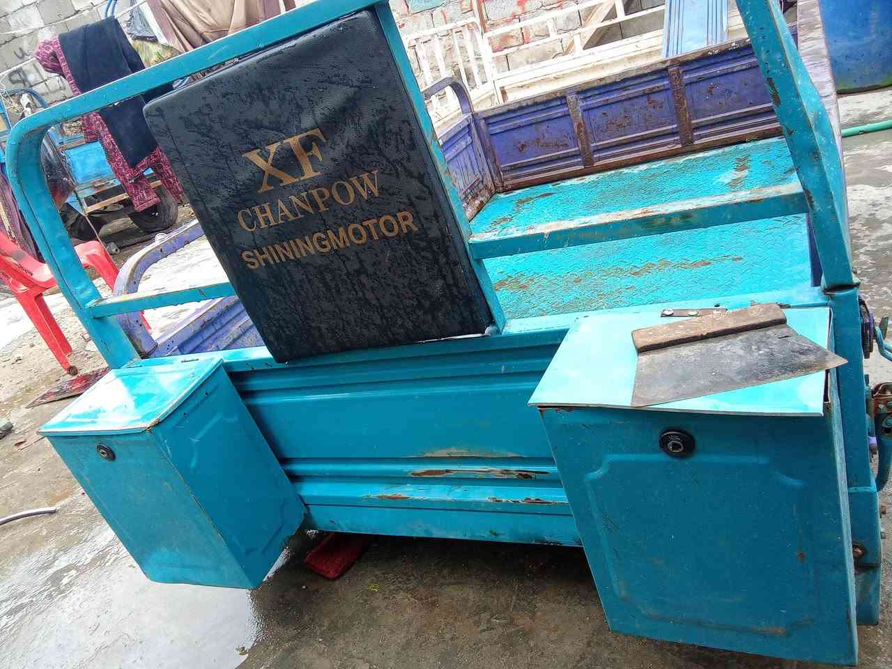 بدي للبيع مديل22 سعره 200 مكاني كربلاء رقم ***********
