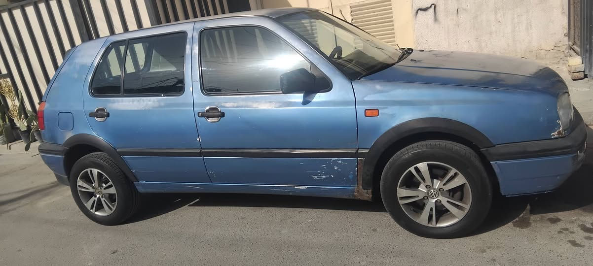 كولف موديل 92 محرك 2000
كير اوتو 
تبريد 
رقم بغداد.
ماشية 200
السيارة بلادية بدون صبغ بدون ضربة 
دواخل بلاد سيارة كلهه بلادية 
كهربائيات كلهه شغالة كلشي بيهه شغال 
نقص بيهه بلكير النمرة الرابعه متجي 
نوزلات بلكات فيت بم كله جديد
تخم تاير جديد
باتري جديد
مراوح جديدة عاصفه 
تحويلهه يتم بعد شهر السيارة بسم شخص توفى بدون قاصرين خلال شهر تاخذ تحويل 
السعر قفل 38 وكلشي موجود.حتى ب ٢٠ اكو وربي يرزق الجميع 
العنوان بغداد.حي العامل ***********
