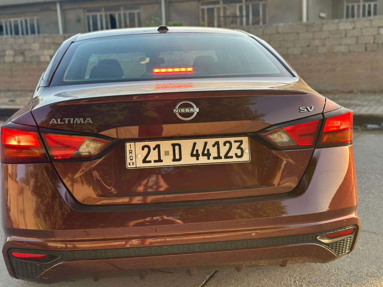 سلام عليكم نيسان التيما للبيع موديل 2023  بسعر مناسب جداً ✅ ***********
موصفات sv تحكم ستيرن كشن كهرباء ✅
ضرر قطعتين بونيد جاملغ فقط ✅
سياره مال بيت كلش جديد نضيف ✅ 
كير محرك شرط سنويه جديد دفتر بانزين بيها ✅ شرط تحويل ول غرامات العنوان كركوك رقم هاتف *********** كركوك, العراق
