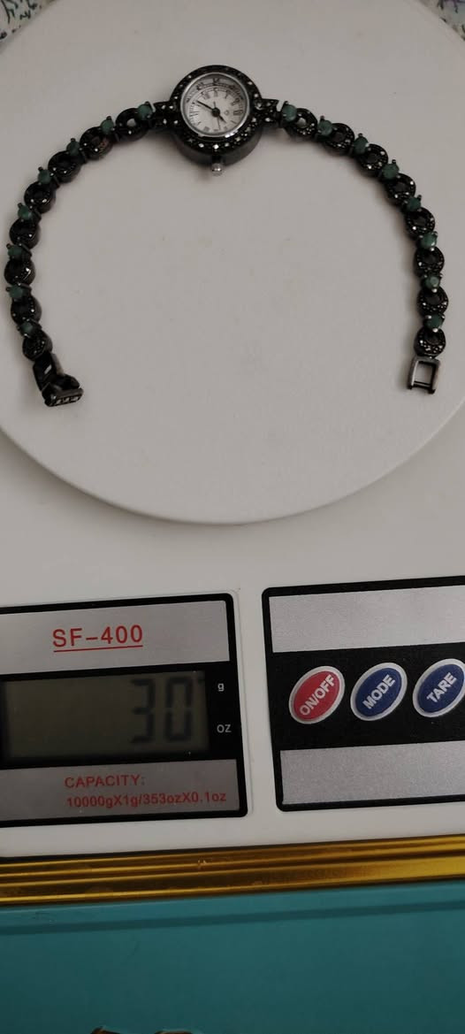 ساعة فضة مطعم بحجر الزمرد للبيع وزنها ٣٠ غم


**إذا كنت صاحب هذا الإعلان وتريد حذفه لأي سبب، رجاءا أرسل رسالة إلى الدعم الفني**