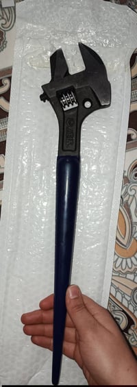 ١٦ آنج • ديكور