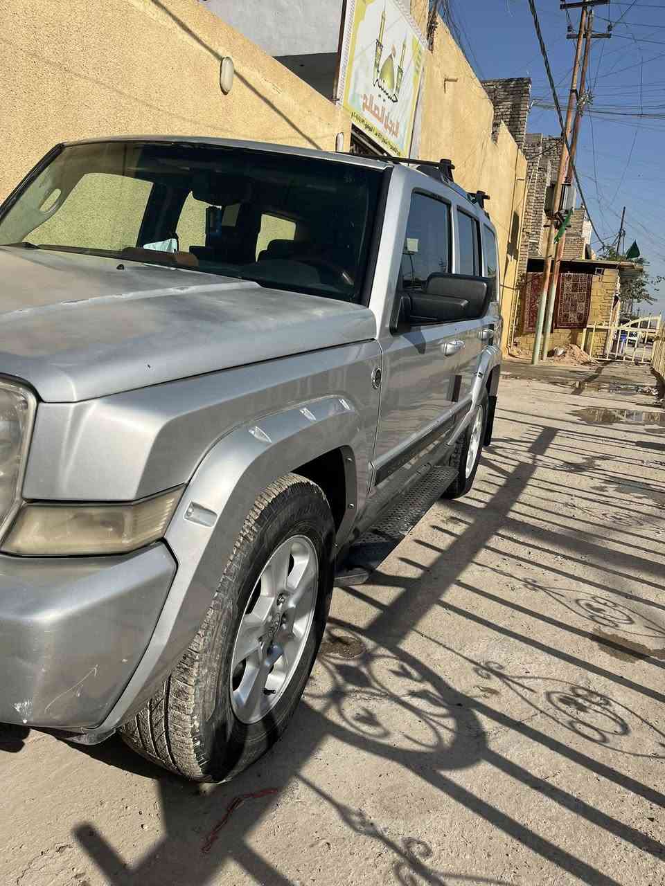 جيب كوماندر2007 مصبوغة حزام سيارة نضيفه مال جناي 7 راكب 8سلندر عنوان بغداد السعر95 بيها مجال ***********
