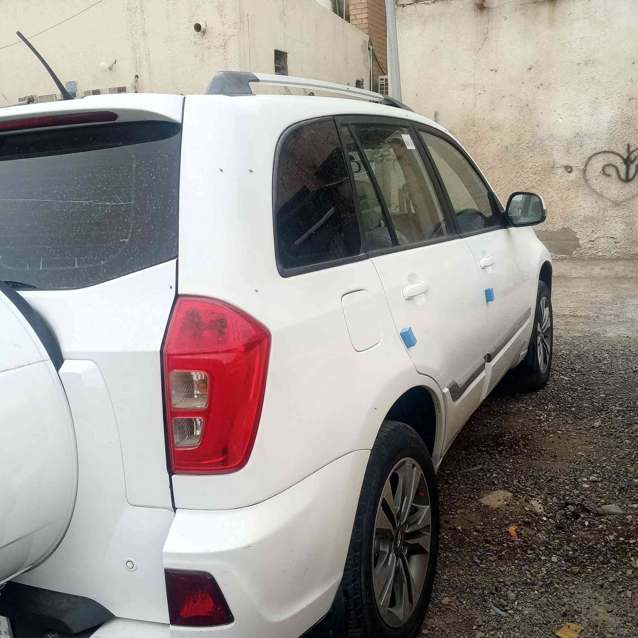 تيكو رقم بابل موديل 2018مرفوع الحجز مكينه كير تبريد حداديه تخم تاير ماشيه 115الف تحويل مباشر فتحه بالسقف تحكم استيرن حساسات خلفيه بدون ضربه فقط رش صبغ اربع قطع اثر اشخوط  بدون دواخل مكان السياره واسط مركز المدينة السعر البيع 78ورقه ماكو هيج سعر اتصال***********
