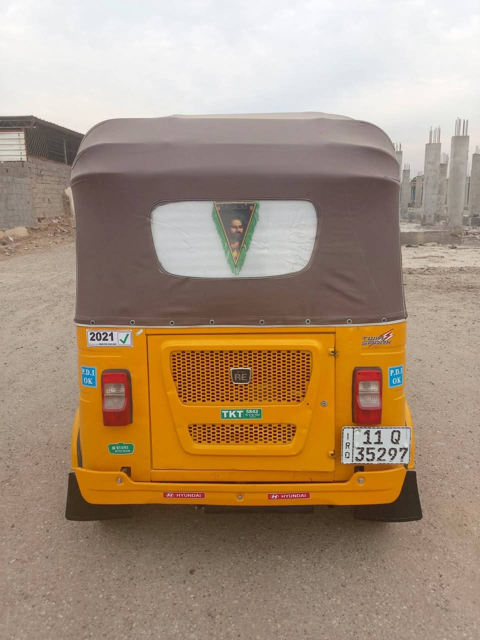 السلام عليكم تكتك للبيع موديل 21شهر 11 رقم سنويه 
تحويل ثاني يوم العنوان بغداد ***********
