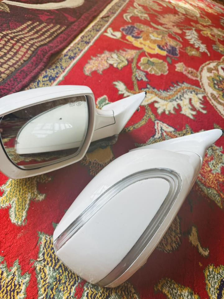 السلام عليكم   مرايات جانبيه مال لكزز  شادهن على شاهينه يرهمن شاهينه وملكه وماجستا بيه لد ترحيب وكامره بل اسفل شرط موتجاري ***********  اتصل وبيكً خير وتدلل
