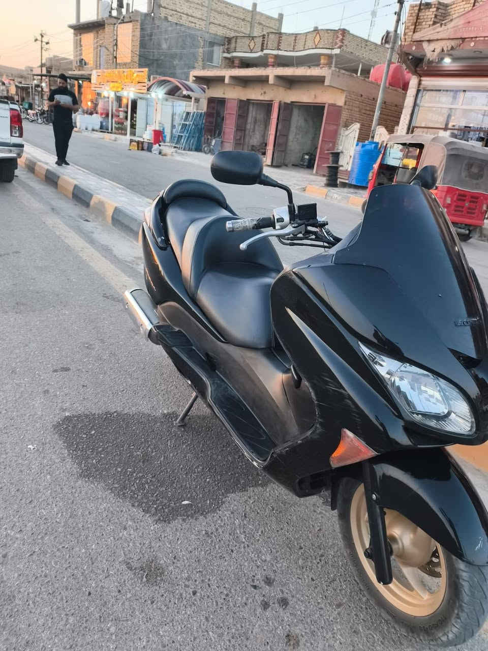 فورزه 0/9 
دراجه حلوه ونضيفه مكفوله
كلشي شغال 
4تحويلات
7كير 
مكان العماره 
***********
