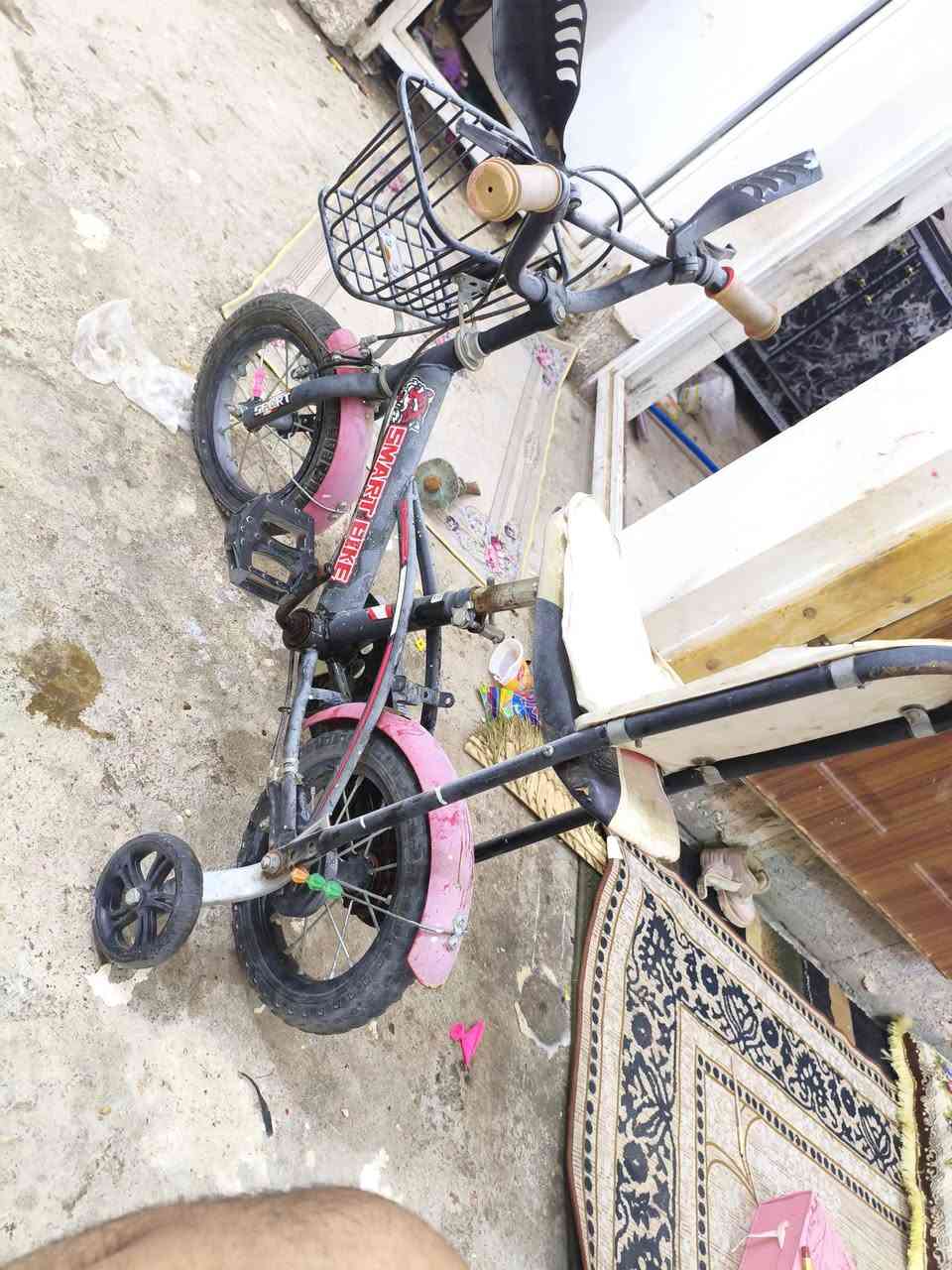 بايسكل للبيع كامل ونضيف جديد  
***********
