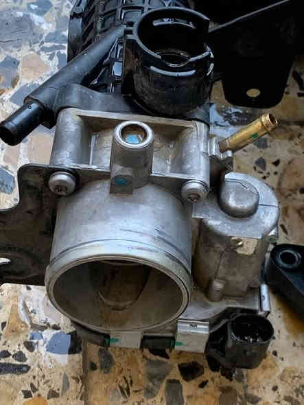 محرك دوج نيون 2017 (1600) كامل مع تفرعاتـه المحرك بحاله ممتازه للأستفسار ***********
مكان بغداد بغداد
